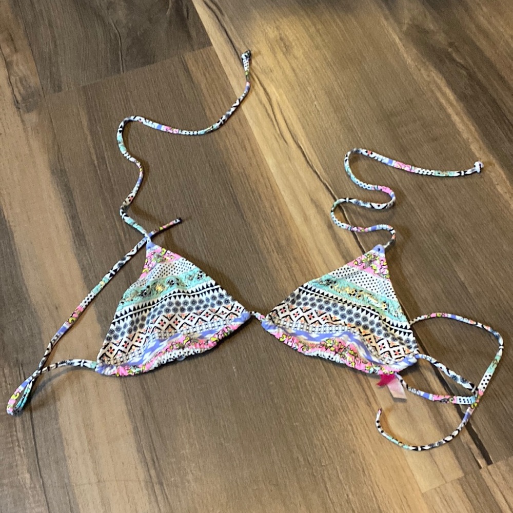VS bikini top